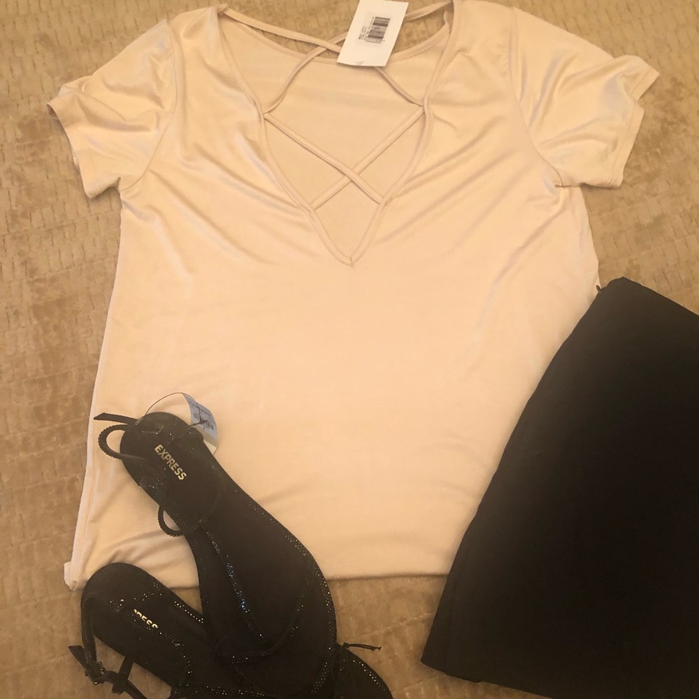 NWT Boutique pale pink criss cross back top